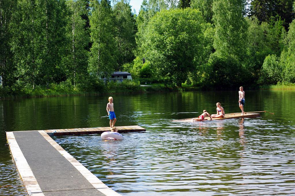 Lits Camping, Stugby Och Kanot Exteriér fotografie