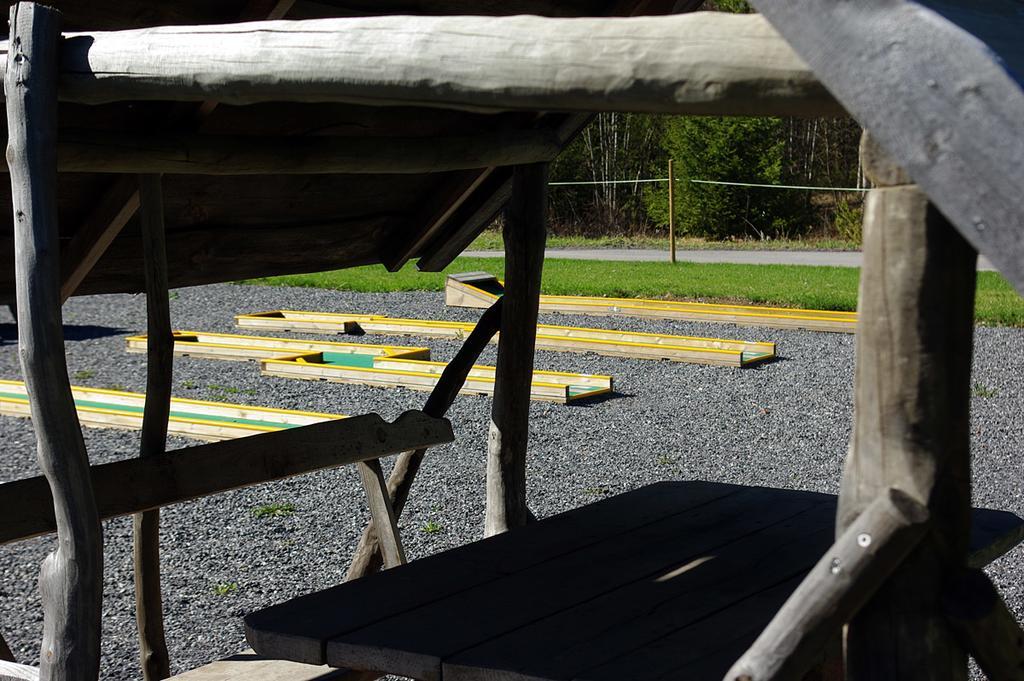 Lits Camping, Stugby Och Kanot Exteriér fotografie