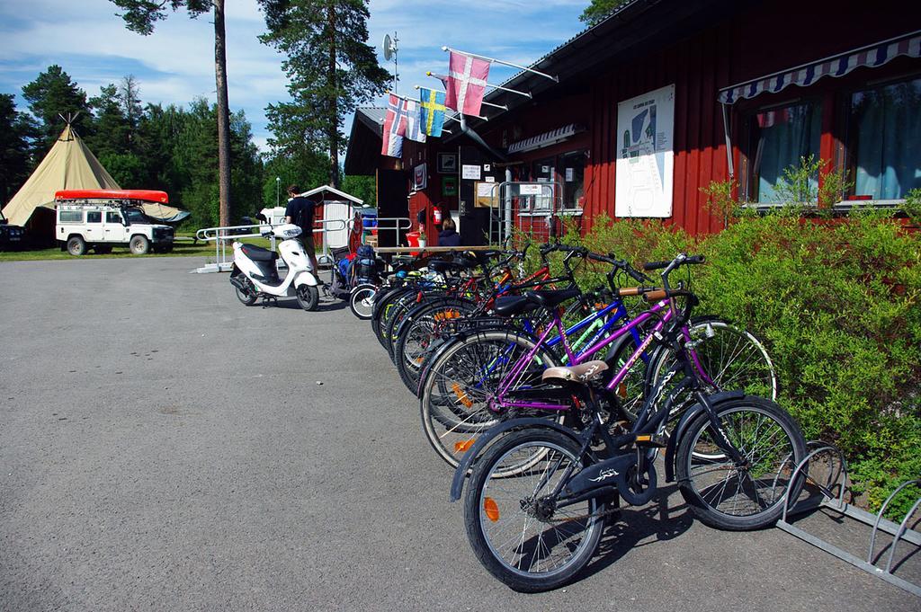 Lits Camping, Stugby Och Kanot Exteriér fotografie